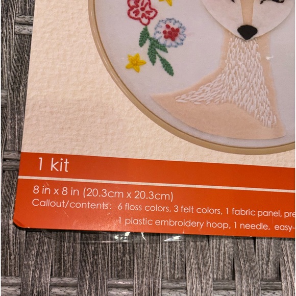 Deer with flowers embroidery hoop kit 8 in x 8 in.. (NWT) - Picture 2 of 4